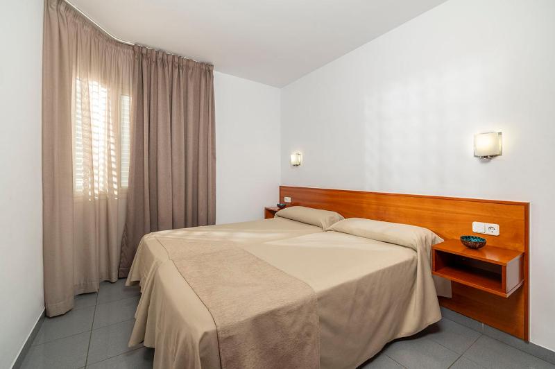 Apartaments Blau by Marsol - image 9