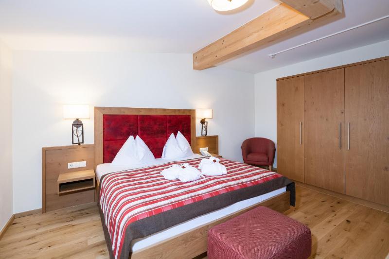 Superior Two-Bedroom Suite with Balcony 