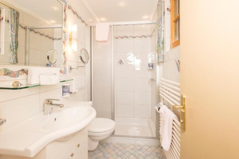 Single Room image 3