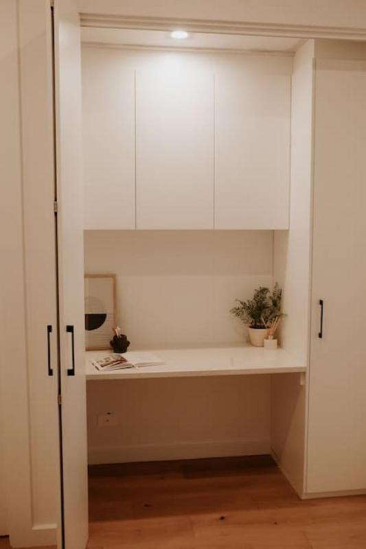 SYLO Luxury Apartments - Penthouse with City Views - image 7
