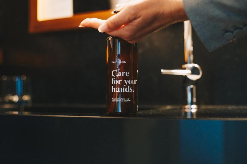 Premium Double Room with sofa bed image 4