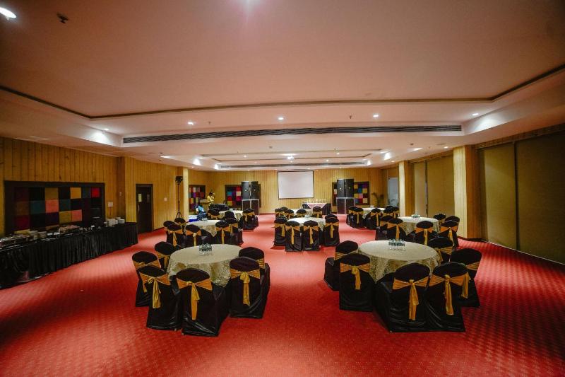 Citrus Prime Hotel & Resorts Bhopal - image 38