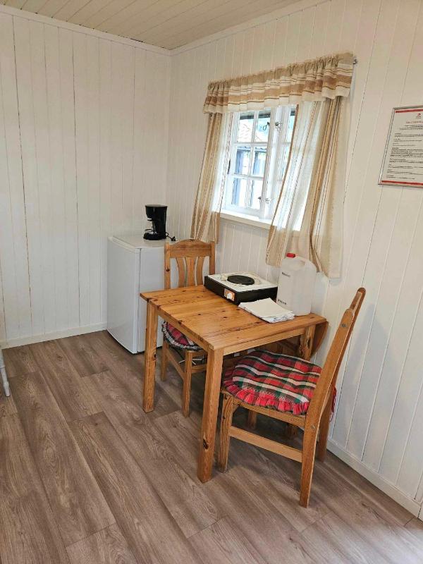 Cottage image 4