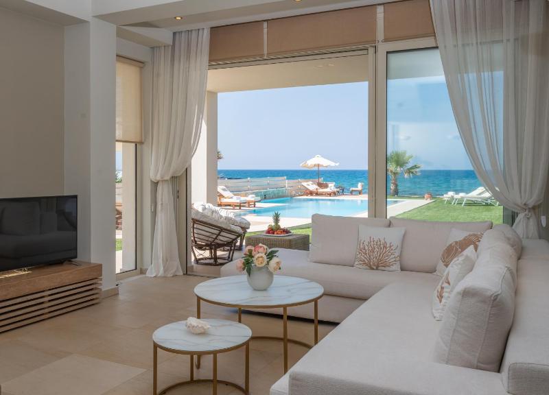 Hersonissos Beach Villa - Your Seafront Retreat by etouri - image 8