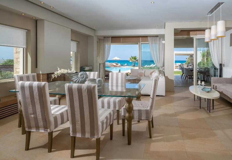 Hersonissos Beach Villa - Your Seafront Retreat by etouri - image 12