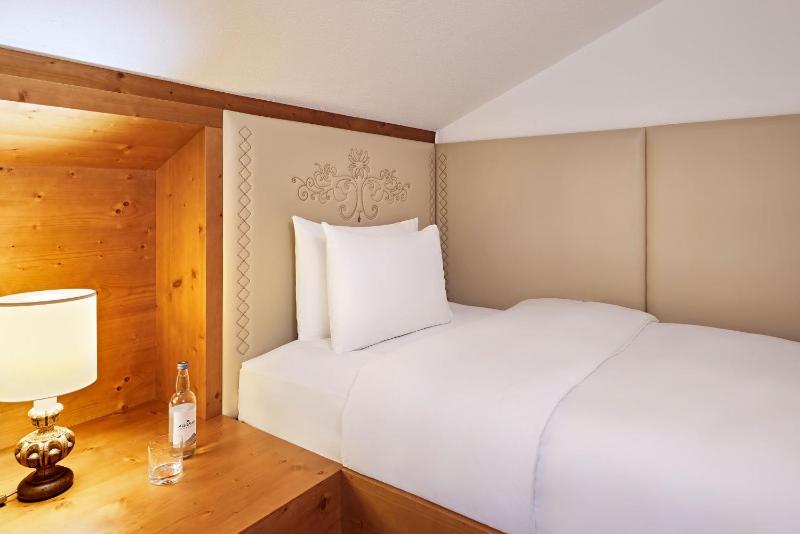 Single Room image 4