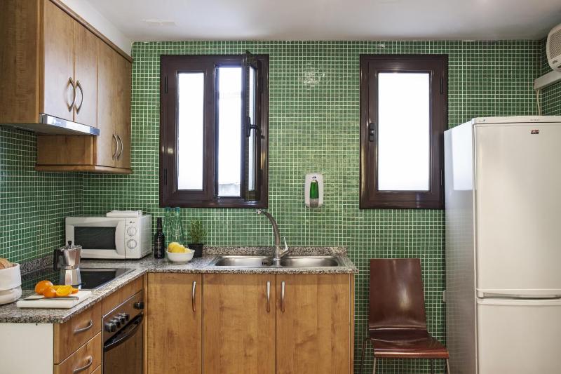 Two-Bedroom Apartment (4-6 Adults) image 2