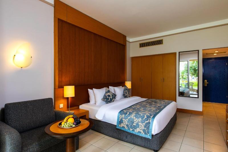 Standard Double Room Sea View - Annex Building image 3