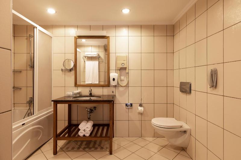 Suite Sea View image 2