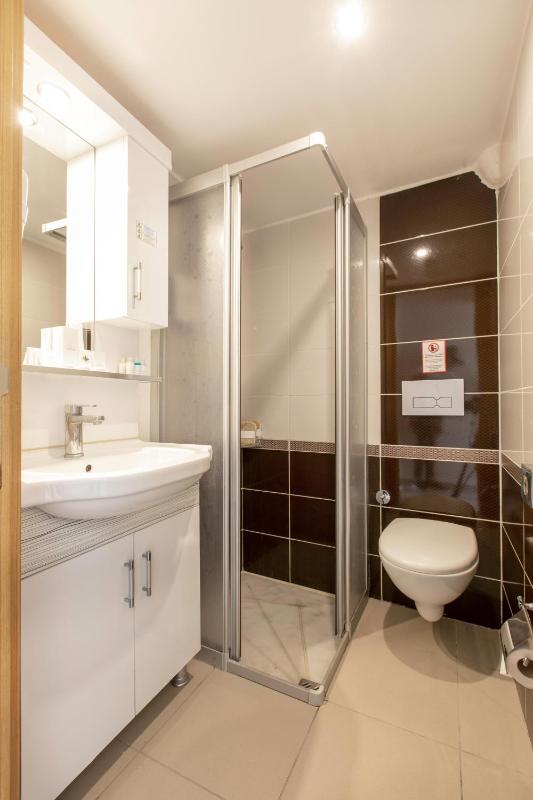  Standard Double Room image 2