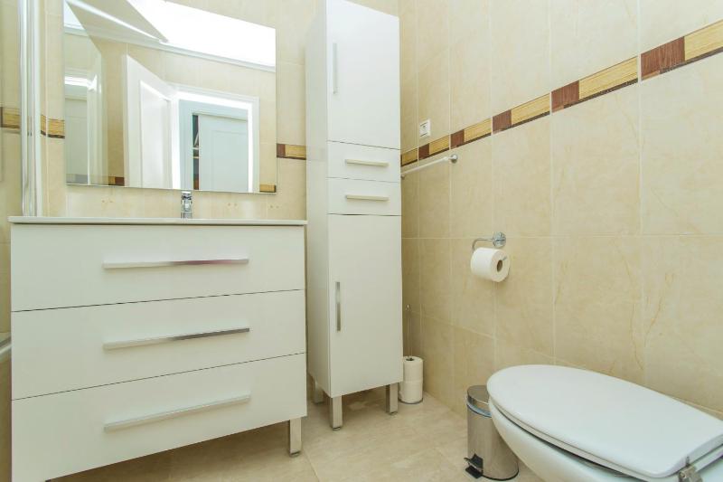 207 Relax Home - Alicante Holiday - image 4