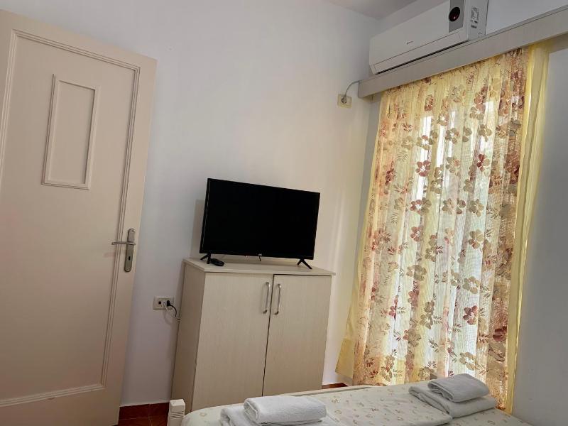 Vaso Apts - image 5