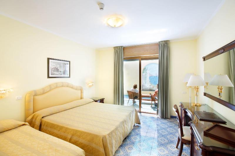 Triple Room image 1