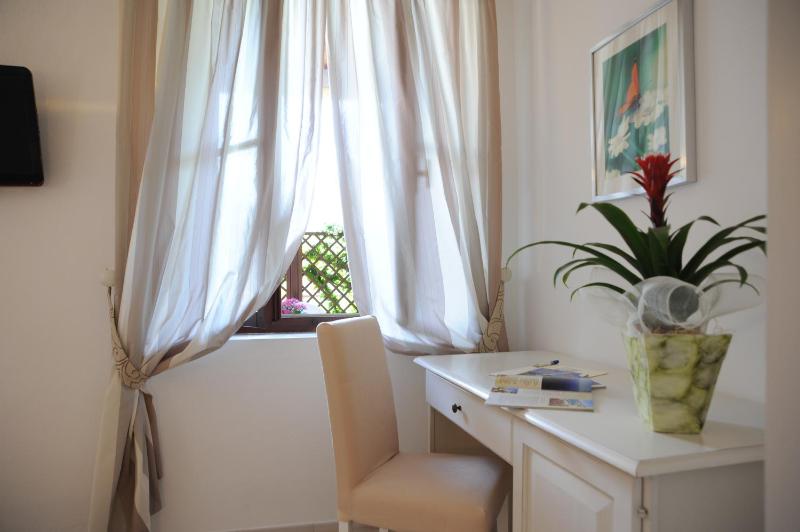 Double or Twin Room with Sea View image 3