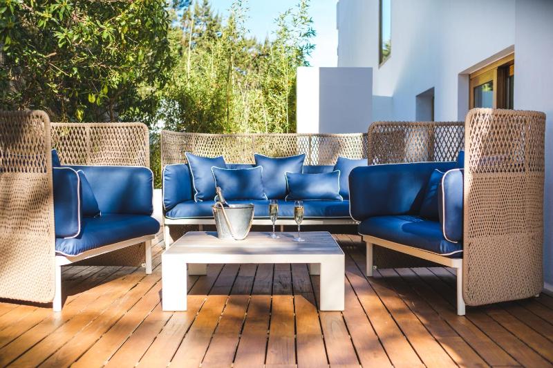 Deluxe Double Room with Private Pool and Terrace image 4