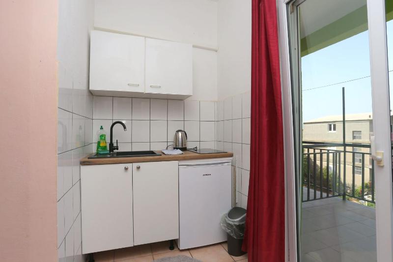 Studio with Terrace and Sea View image 4