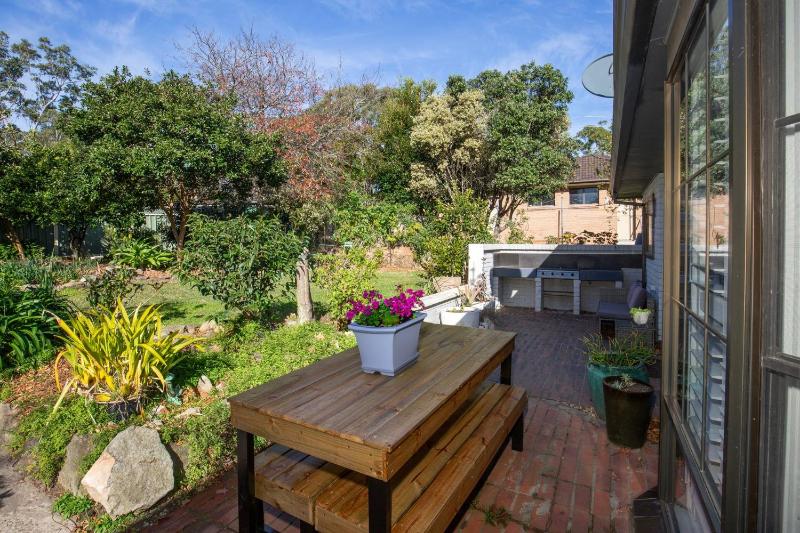 Seagrass Pet Friendly 10 Mins Walk to Beach - image 29