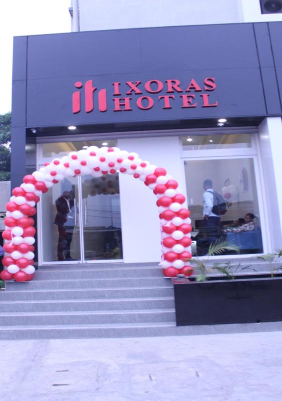 Ixoras Hotel Lemba - image 2