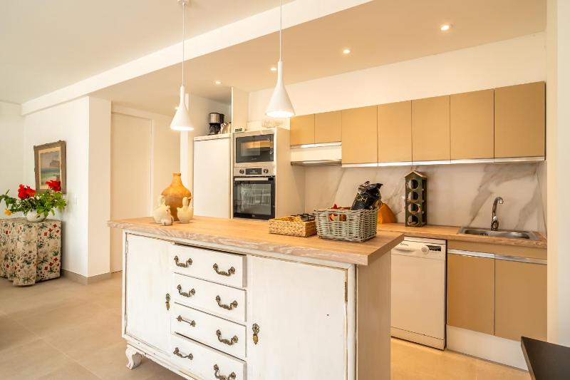 C073 Bambu by Mallorca Villa Selection - image 26