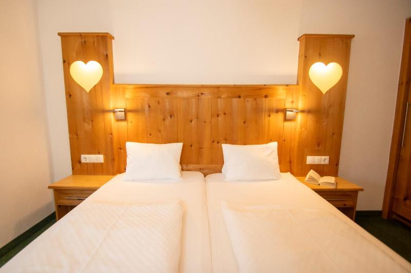 Junior Suite image 3