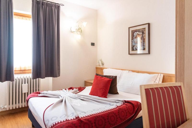 Queen Room image 1