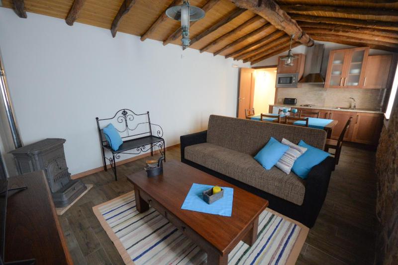 Two-Bedroom House image 4