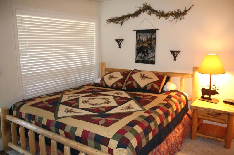 Four-Bedroom Holiday Home image 3