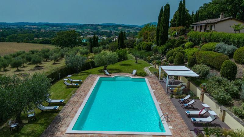 IL BORGO 16 Emma Villas - image 32