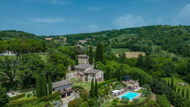 IL BORGO 16 Emma Villas - image 33