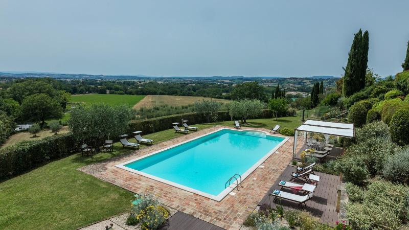 IL BORGO 16 Emma Villas - image 38