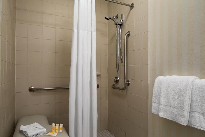 King Room - Non-Smoking image 2
