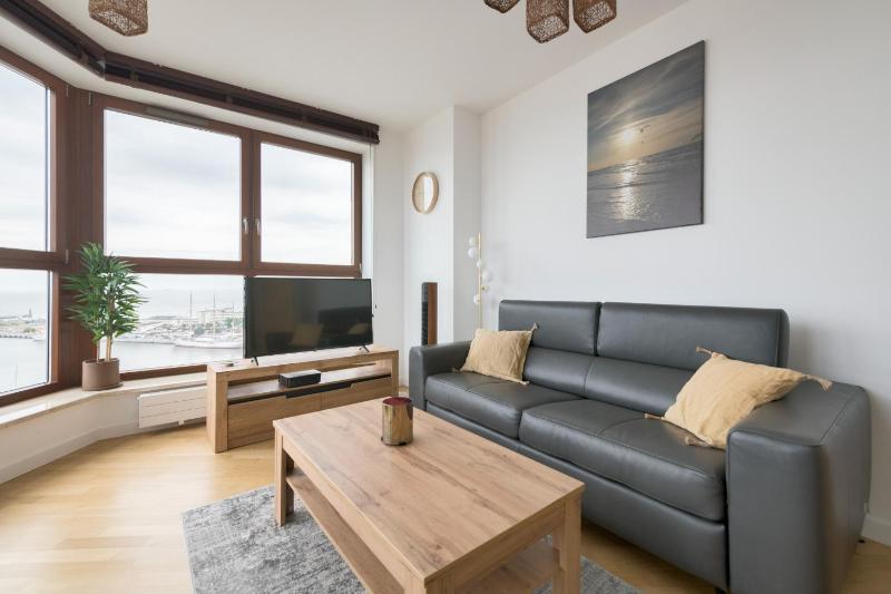 SEA TOWERS Panorama Apartments by Noclegi Renters - image 46
