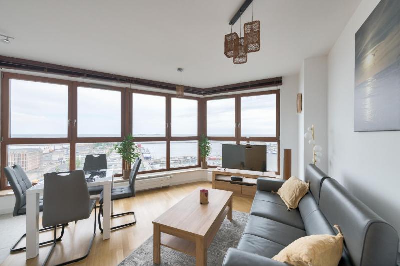 SEA TOWERS Panorama Apartments by Noclegi Renters - image 39