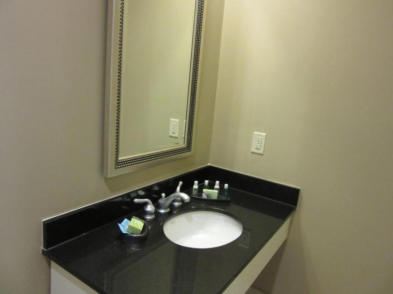 Hilton Vacation Club Lodge Alley Inn Charleston - image 23
