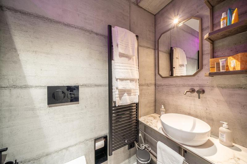 Sea Garden Apartments & Rooms - image 17