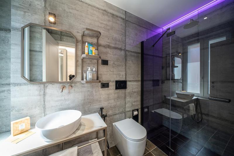 Sea Garden Apartments & Rooms - image 14
