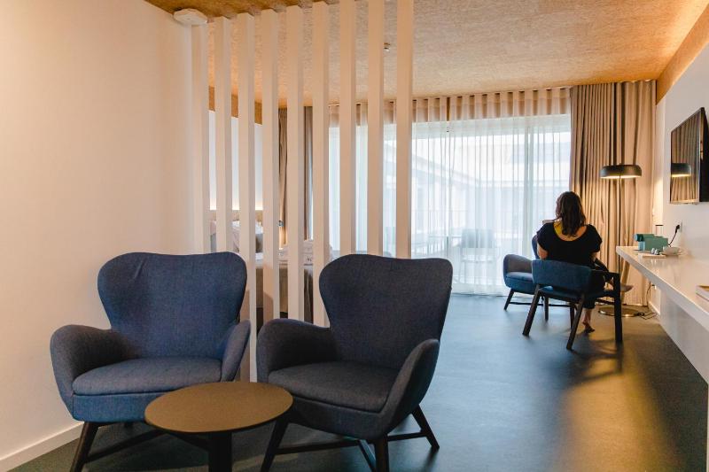 Junior Suite image 3