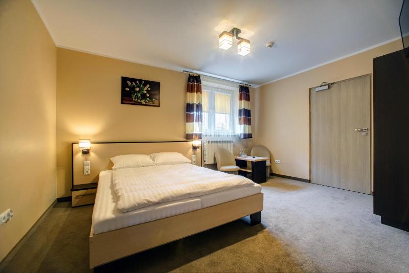 Double Room - Ground Floor image 1