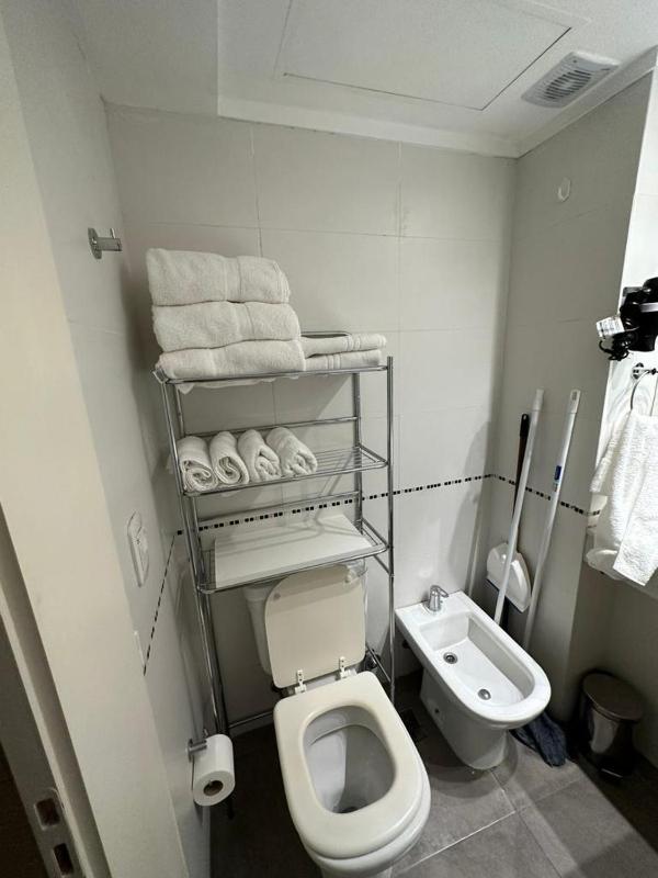 Hermoso Departamento Almagro/Hospital Italiano - image 4
