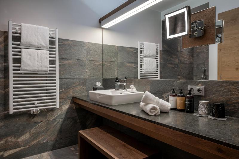 Large Superior Double Room with Balcony image 1
