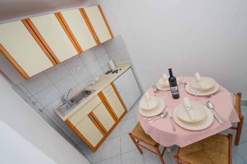 Two-Bedroom Apartment with Balcony and Sea View (4 Adults) image 2