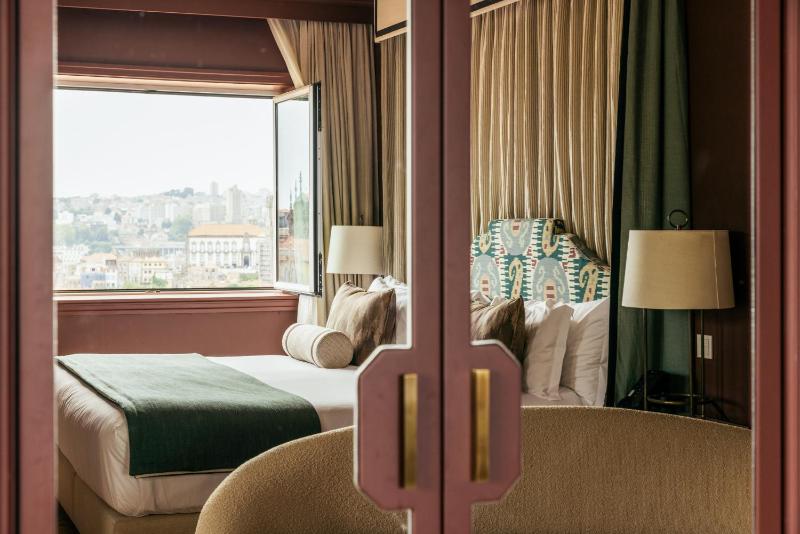 Junior Suite image 2