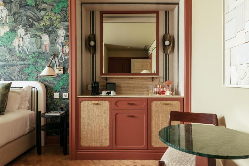 Superior Room image 4