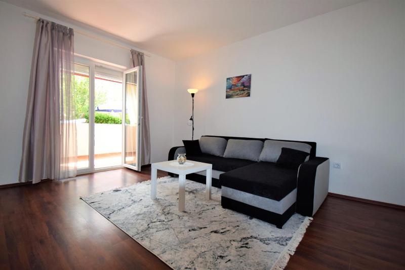 Apartments Mica - image 23