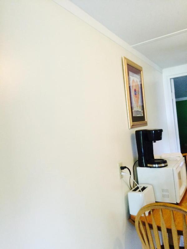 Two-Bedroom Cottage image 3