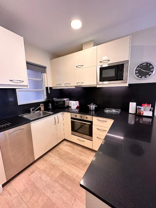 Gracia Barcelona Apartment - image 8