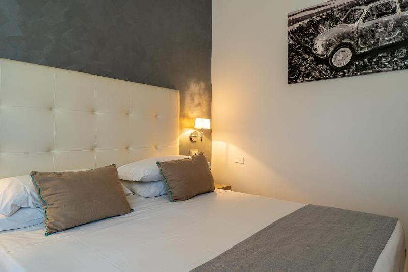 Executive Double or Twin Room image 4