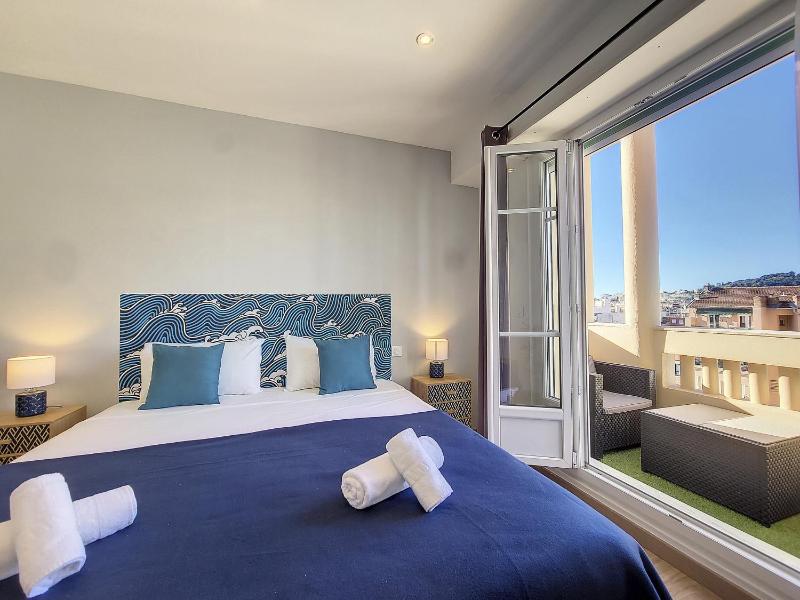 Nestor&Jeeves - PALAIS HISPANIA - Top floor apartment - image 9