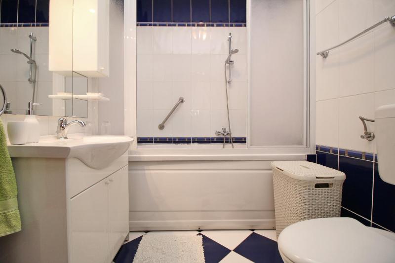 Apartment with Sea View image 4