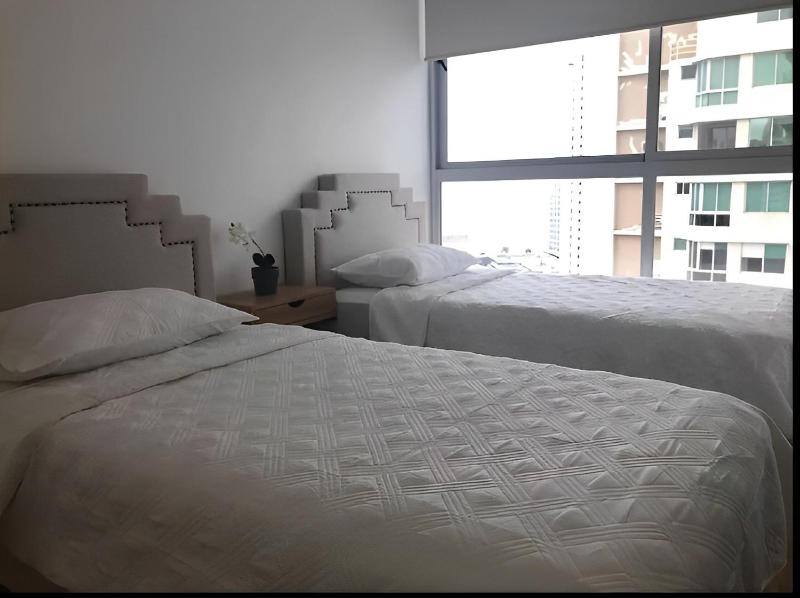 Impressive Family City View Apt B - PH Quartier Marbella - image 16